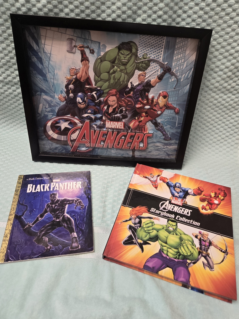 Marvel Avengers Framed Art & Storybook Collection
